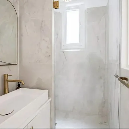 Elegant 3br By Arc De Triomphe By Melvane Luxury