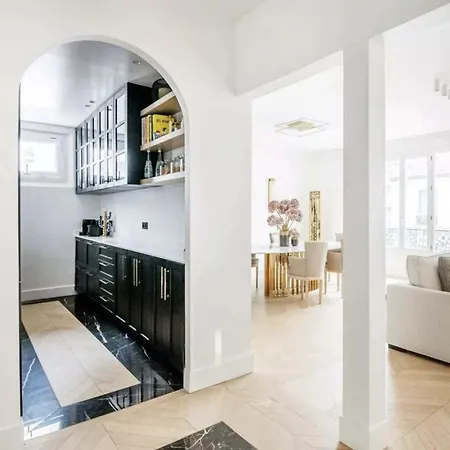 아파트 Elegant 3br By Arc De Triomphe By Melvane Luxury 뇌이이쉬르세느